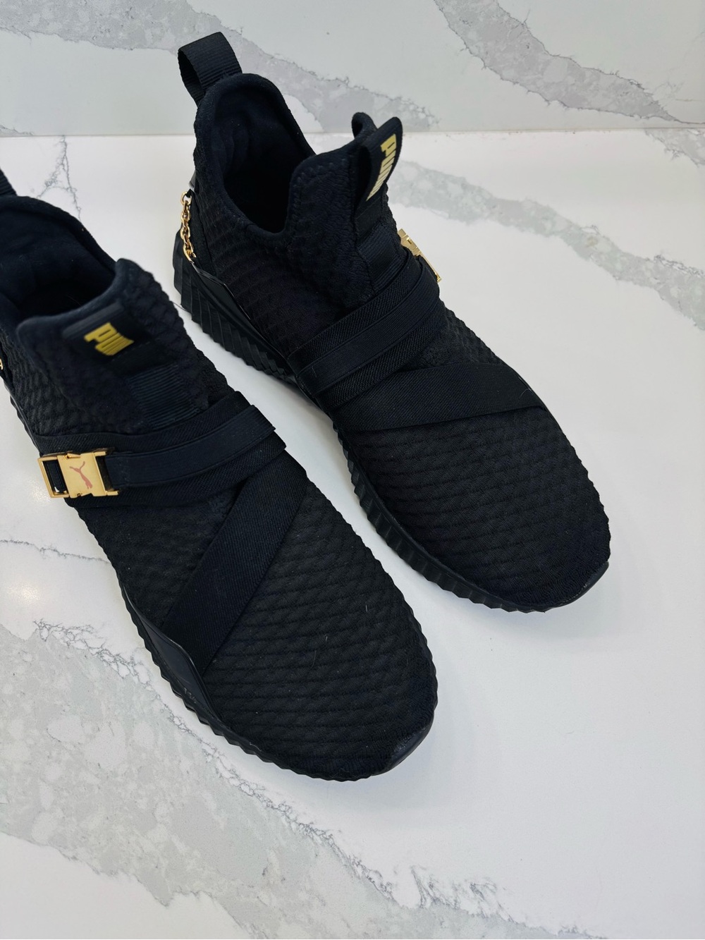 PUMA Women’s 10 Defy Mid Black Training Sneakers with Gold Buckle and Chain - Picture 7 of 8